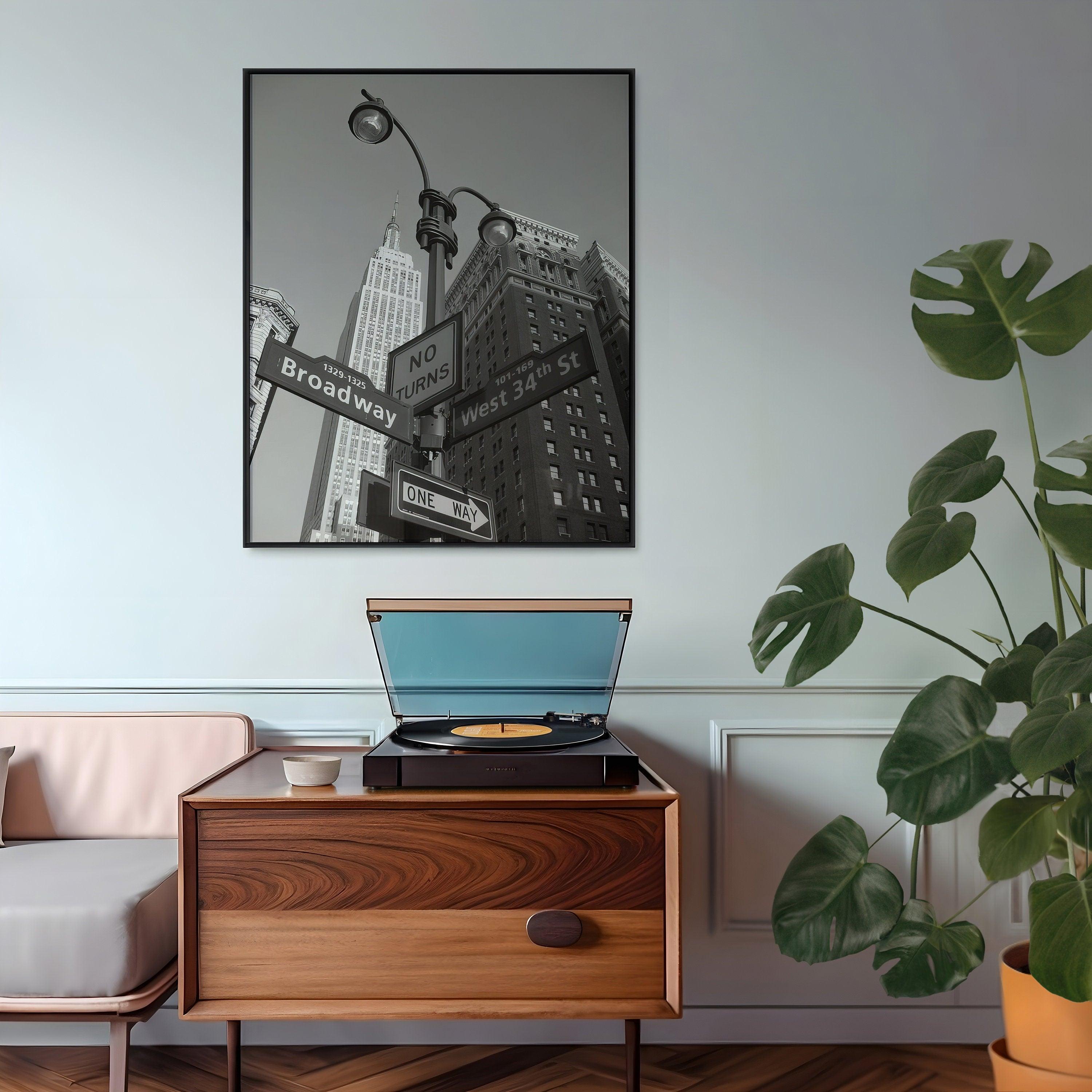 Broadway Print, New York City Vintage Poster, Empire State Building Print, Aesthetic Vintage Poster, Black And White Printable Photo, B&W